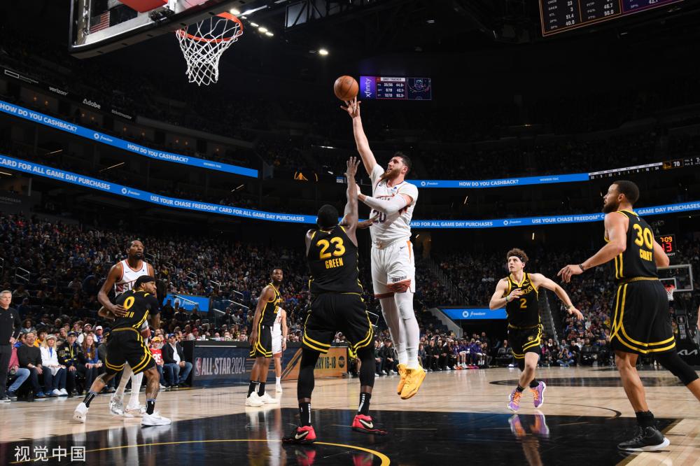 在关键比赛 在关键比赛