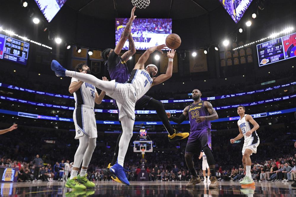 现代足球中 现代足球中